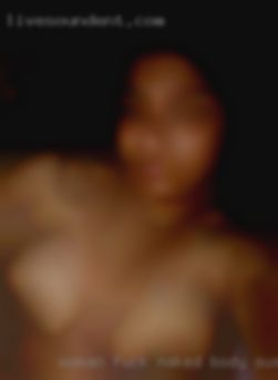 Woman fuck naked body suspension near Nokomis FL.